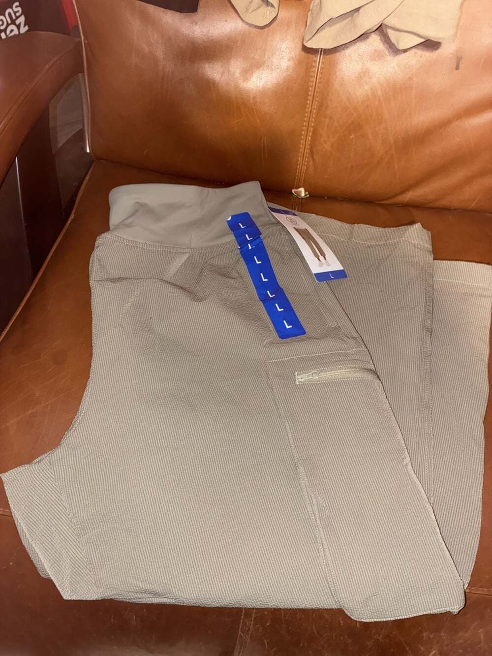 Sage Collective Women's Cargo Cropped Pants